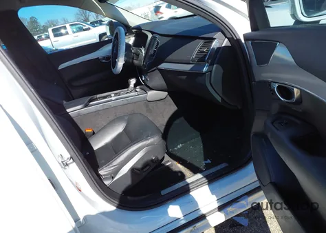 2018 Volvo Xc90 T5 Momentum from USA, damaged, VIN YV4102CK8J1355326